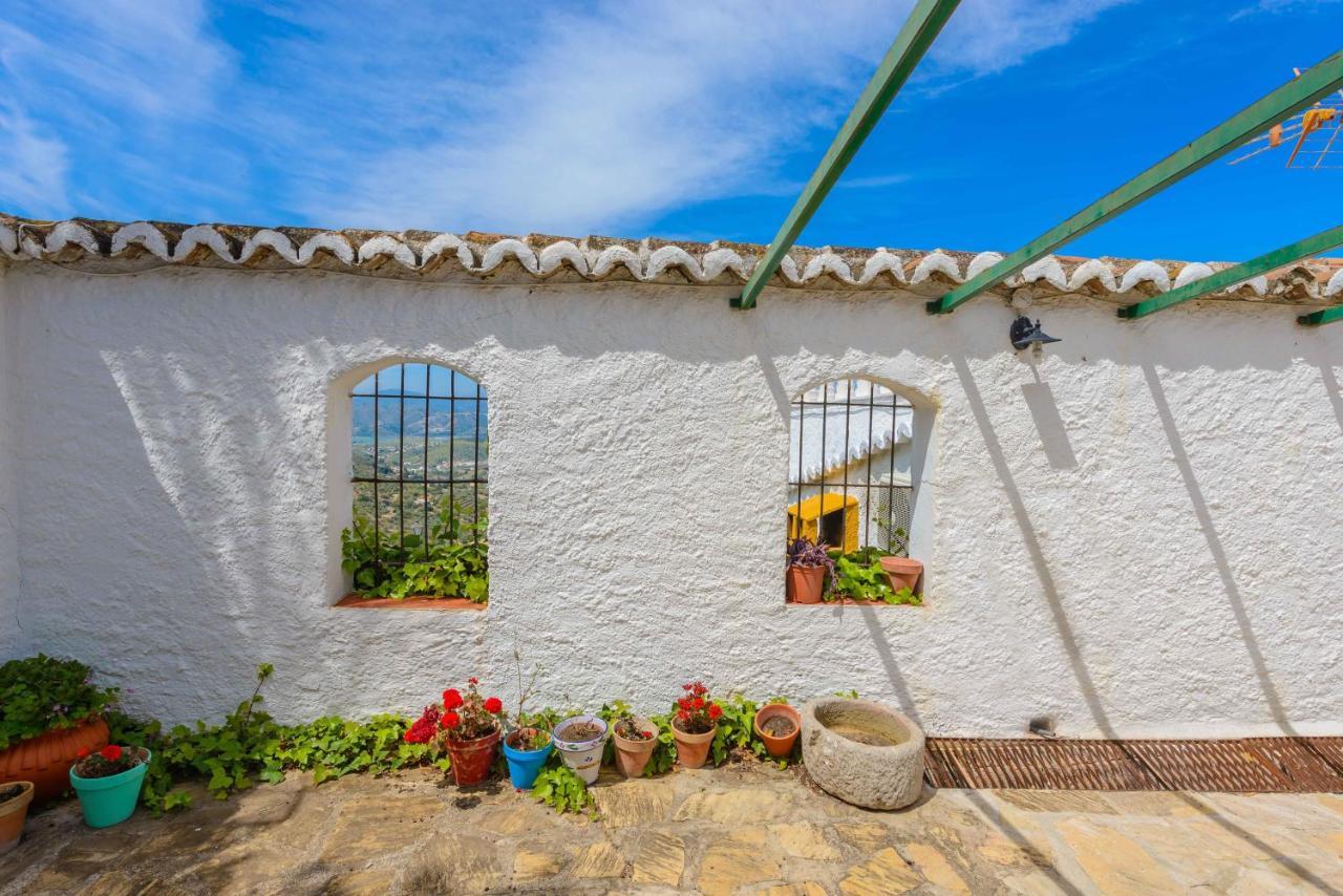 Casa Jardin Del Olivar Con Piscina Privada Alcaucin Luaran gambar