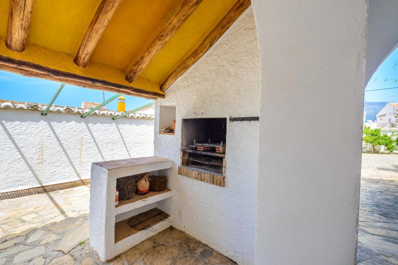 Casa Jardin Del Olivar Con Piscina Privada Alcaucin Luaran gambar